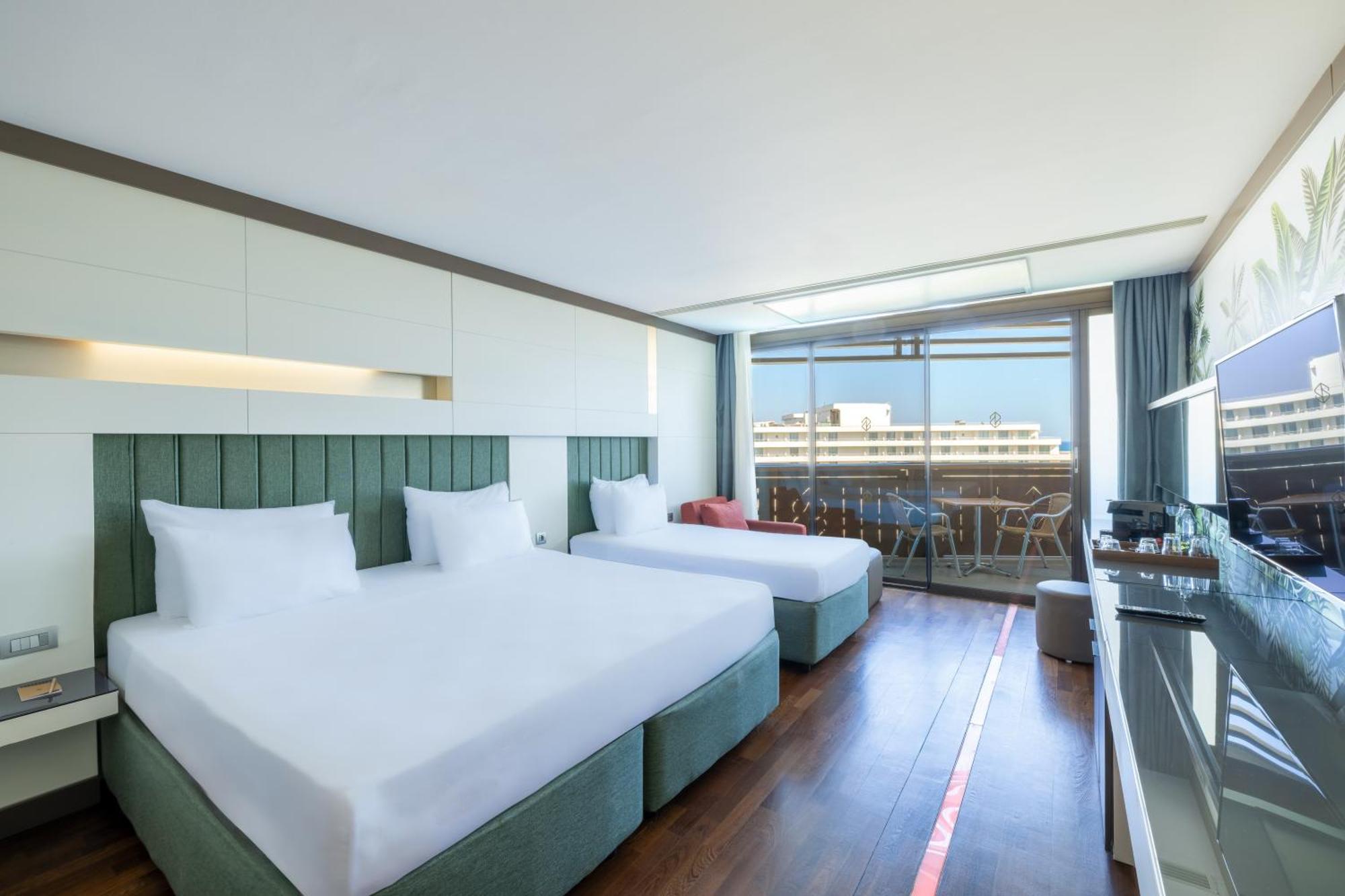 Nirvana Cosmopolitan Hotel - Convention & Sports Center 安塔利亚 外观 照片